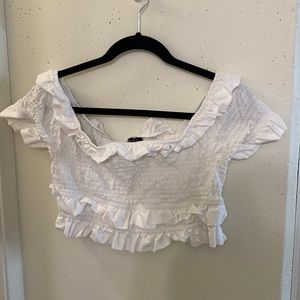 White ruffled croptop